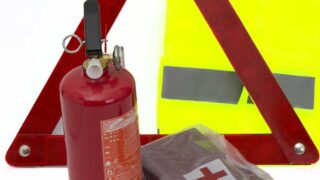 Povinná výbava do auta 2020